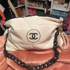 Chic White Designer Women's Bag